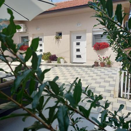 Leda Apartmani Smederevo Exterior photo